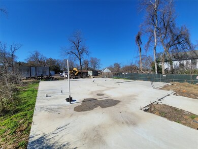 7817 Beckley St, Houston, TX 77088 - photo 4