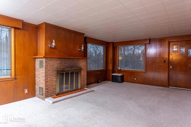 Living Room_4025-FULL