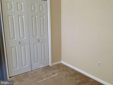 22330 Chancellors Run Rd unit H, Great Mills, MD 20634 - photo 6