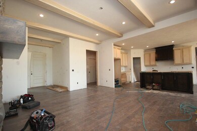 3 Open Floor Plan