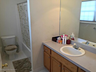 38 Rozalyn Ln unit 142, South Amboy, NJ 08879 - photo 5