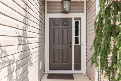 159 Halldale Dr, Whiteland, IN 46184 - photo 3