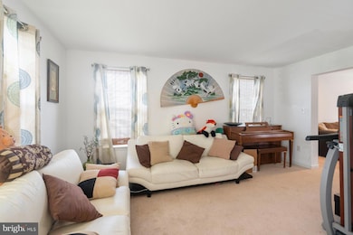 10 Tupelo Ln, Sicklerville, NJ 08081 - photo 4