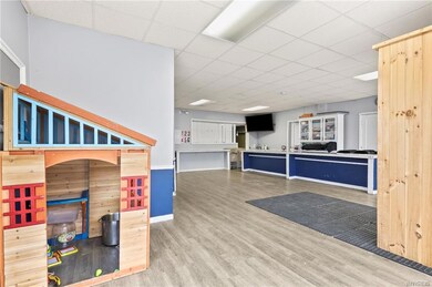 2502 Niagara St, Niagara Falls, NY 14303 - photo 6