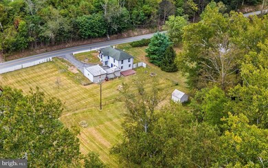 13609 Blairs Valley Rd, Clear Spring, MD 21722 - photo 3