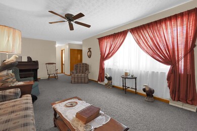 8-web-or-mls-1369-wiltshire-rd
