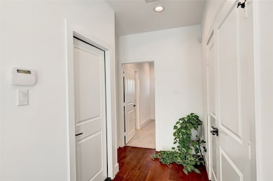 107 W Whitney St unit E, Houston, TX 77018 - photo 4