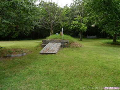 7121 N 447 Rd, Spavinaw, OK 74366 - photo 2