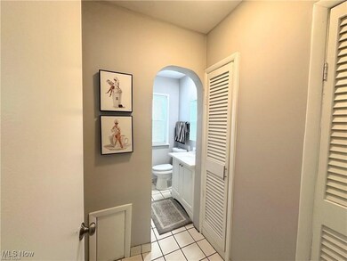 22681 Coulter Ave, Euclid, OH 44117 - photo 5