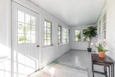 9 Calumet Ave, Worcester, MA 01606 - photo 3