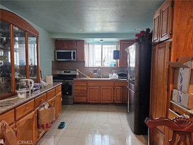 12036 Jouett St, Sylmar, CA 91342 - photo 6