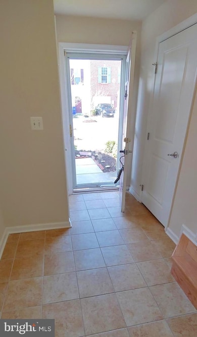 7349 Matchbox Aly, Elkridge, MD 21075 - photo 3