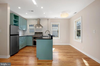 304 Marshall St, Gaithersburg, MD 20877 - photo 7