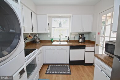 102C Leeds Ct E, Warrenton, VA 20186 - photo 3