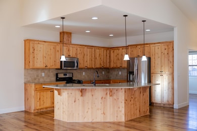 1752 NW Upas Ave, Redmond, OR 97756 - photo 6