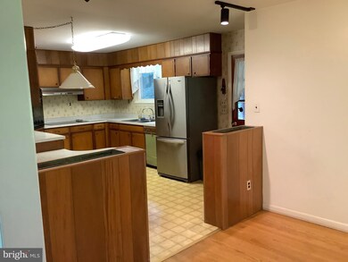 10875 Hammond Dr, Laurel, MD 20723 - photo 7