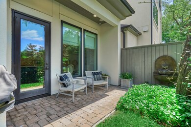 1513 Cunningham Parc Ln, Houston, TX 77055 - photo 6