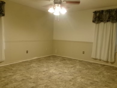 222 Glenwood Dr, Carriere, MS 39426 - photo 5