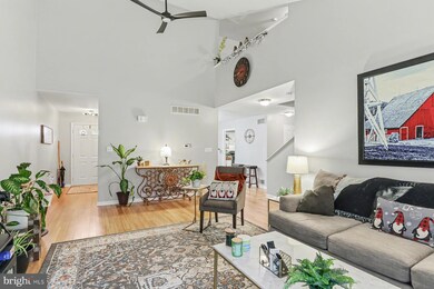 2704 Gateway Ct, Harrisburg, PA 17110 - photo 4