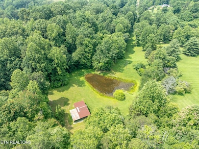 882 Walker Rd, Sharps Chapel, TN 37866 - photo 4