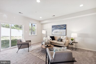 12755 Longford Glen Dr, Germantown, MD 20874 - photo 5