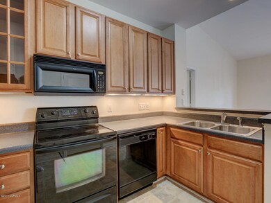 3910 River Front Pl Wilmington-large-016