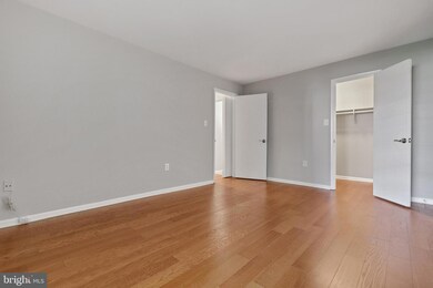 1946 Kennedy Dr unit 104, McLean, VA 22102 - photo 6