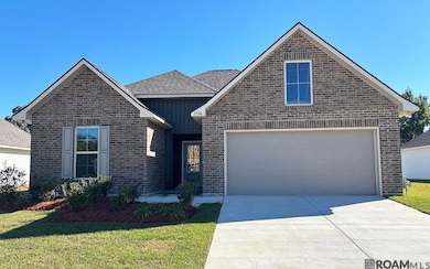 1506 W Cypress St, Gonzales, LA 70737 - photo 2