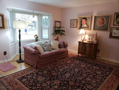 2509 Victor Ave, Lansing, MI 48911 - photo 3