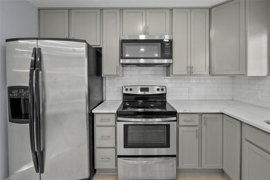 312 Old Course Dr, Friendswood, TX 77546 - photo 6