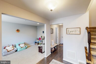 213 Quarry Point Rd, Malvern, PA 19355 - photo 4