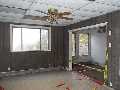 576 Bernon St, Woonsocket, RI 02895 - photo 7