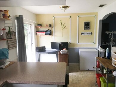 8623 Fish Lake Rd, Tampa, FL 33619 - photo 6