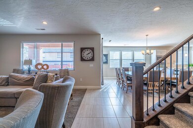 3837 Lazy River Circle #103-015