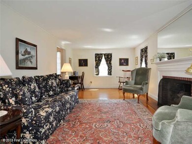 29 Poppy Dr, Cranston, RI 02920 - photo 4