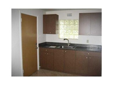 2315 Douglas St, Hollywood, FL 33020 - photo 3