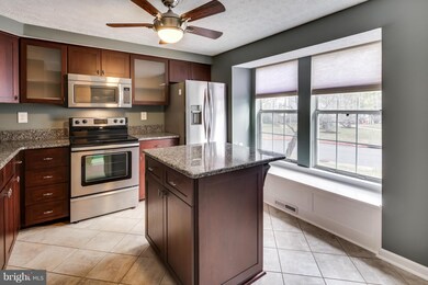 7289 Procopio Cir, Columbia, MD 21046 - photo 2