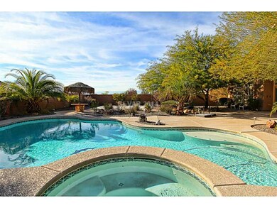 Swimming Pool/Hot Tub/Sauna.