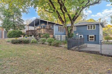 1615 SW 27th St, Topeka, KS 66611 - photo 4