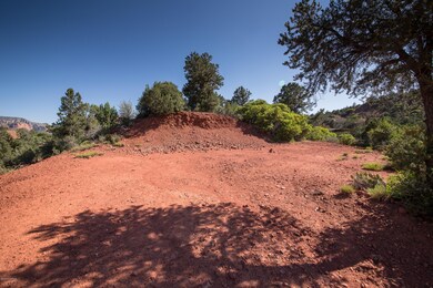 003_Impressive Privacy On A Hilltop