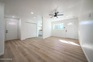 522 W Fleming St, Winslow (2 of 23)