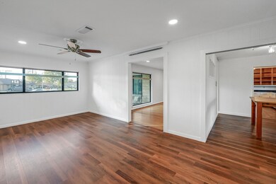 3011 Topham Cir, Houston, TX 77018 - photo 5