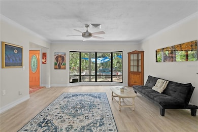 716 Hickory Dr, Dunedin, FL 34698 - photo 2