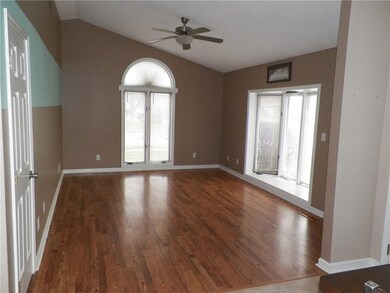 3716 Bonaventure Ct, Columbus, IN 47203 - photo 7