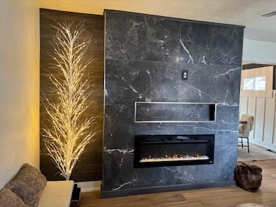 463 Fairfield Ave, Columbus, OH 43203 - photo 3