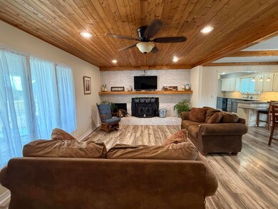 8954 Lawrence 2226p, Monett, MO 65708 - photo 4