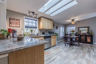 new skylight, granite, appliances.  plenty of room