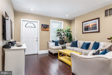 352 12 E Elm St, Conshohocken, PA 19428 - photo 2