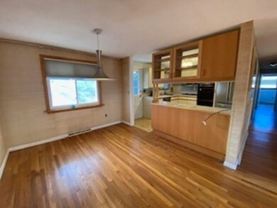 104 Harding St, West Newton, MA 02465 - photo 6