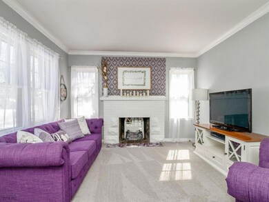 2844 44th St, Des Moines, IA 50310 - photo 2